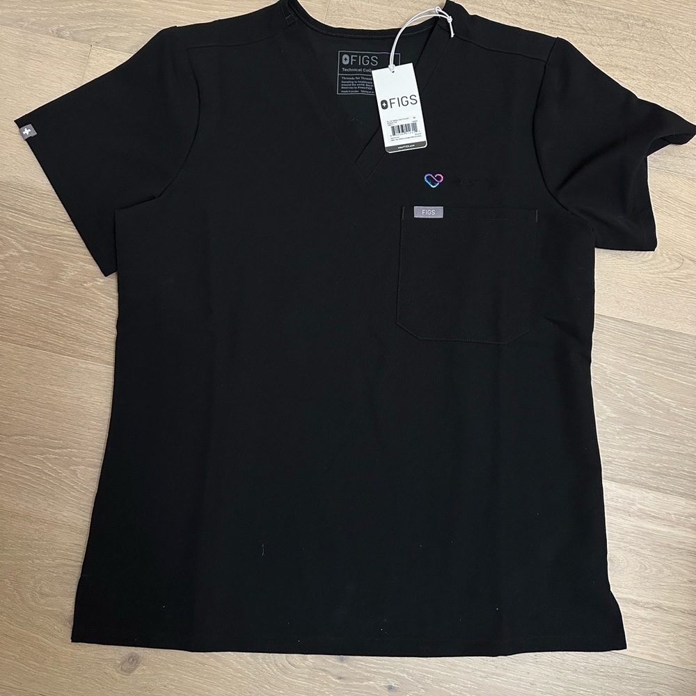 Figs Black Scrub new with the tag size medium